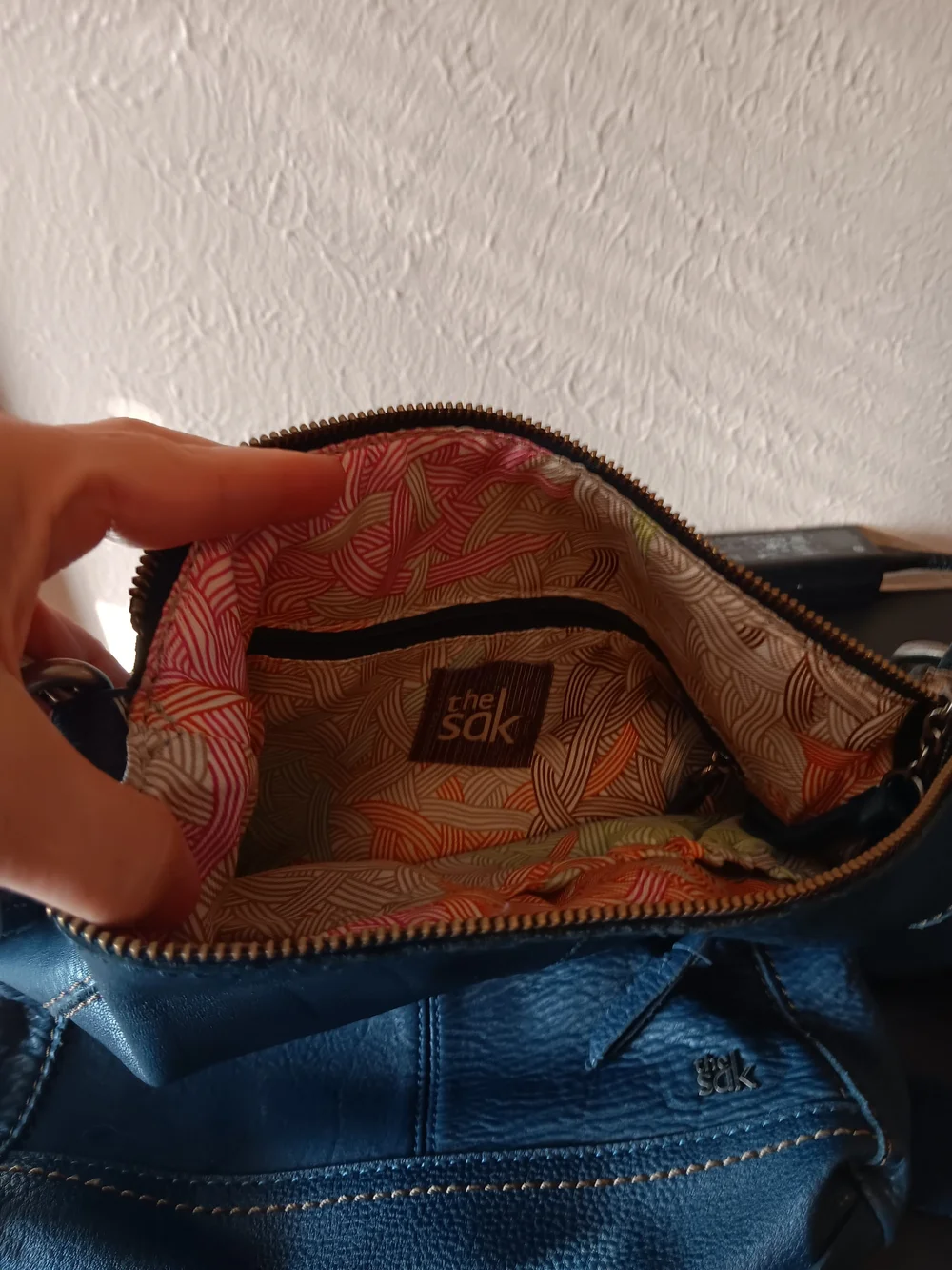 The SAK Soft Navy Leather Crossbody Shoulder Bag